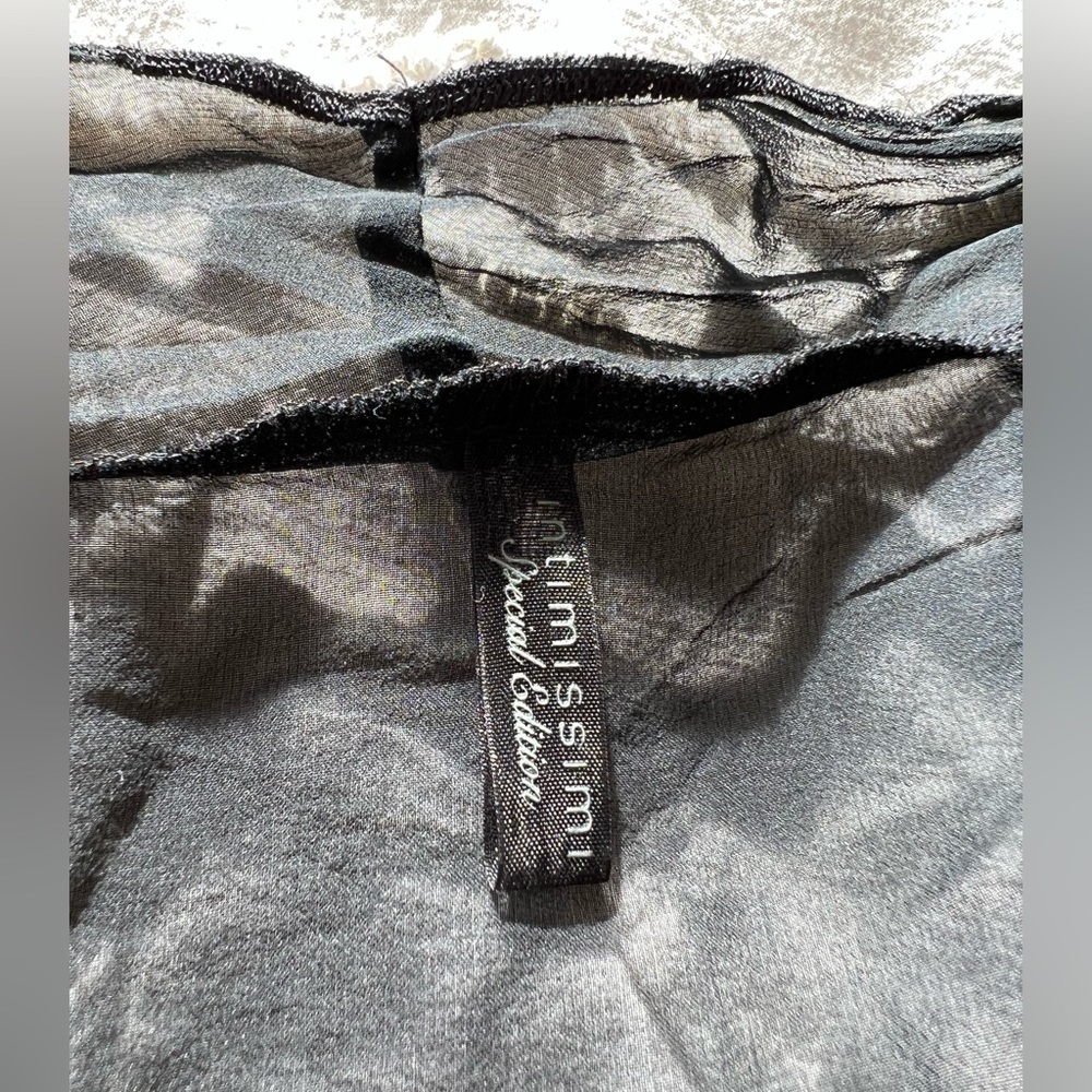 Black Silk Robe - Picture 5 of 5